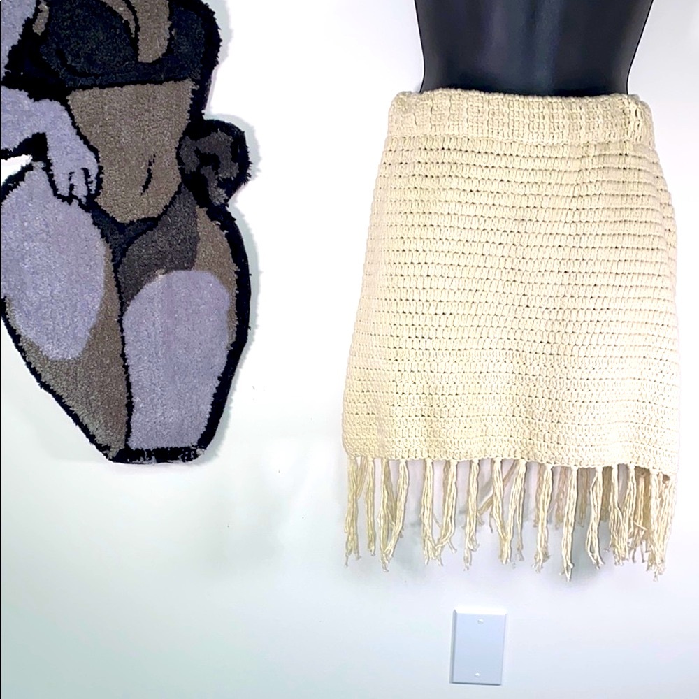 TACH Ribbed Knit Fringe Mini Skirt Tan Cream Boho Resort Beach Women’s L